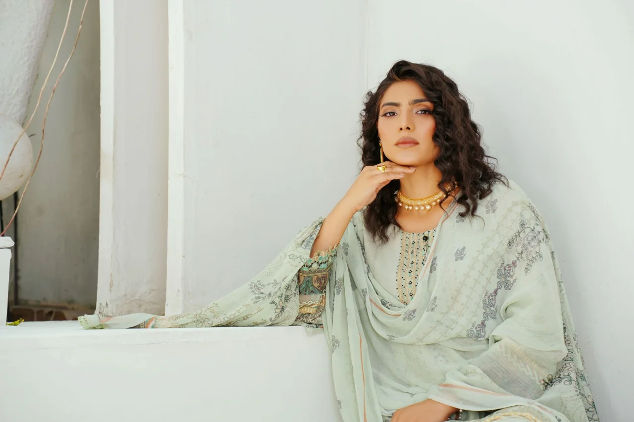 Farshi Shalwar vs Gharara