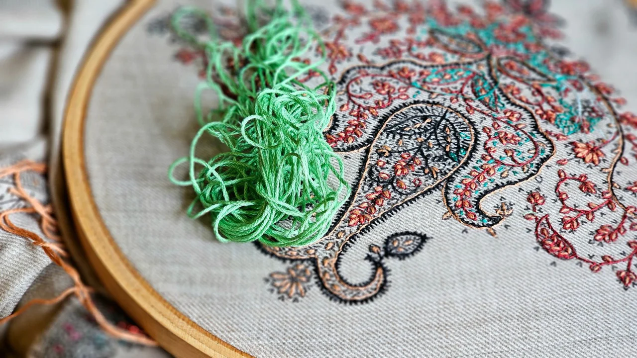 Hand vs Machine Embroidery