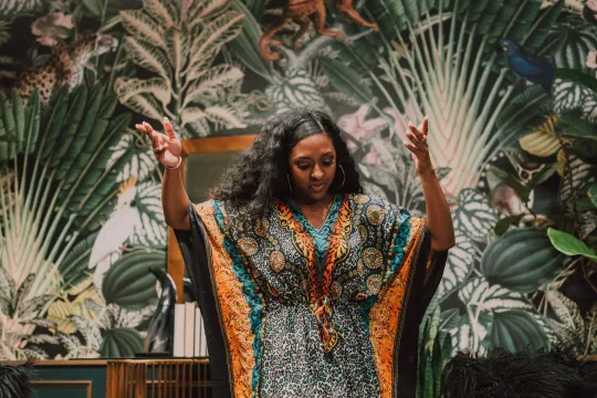 How to Choose a Kaftan