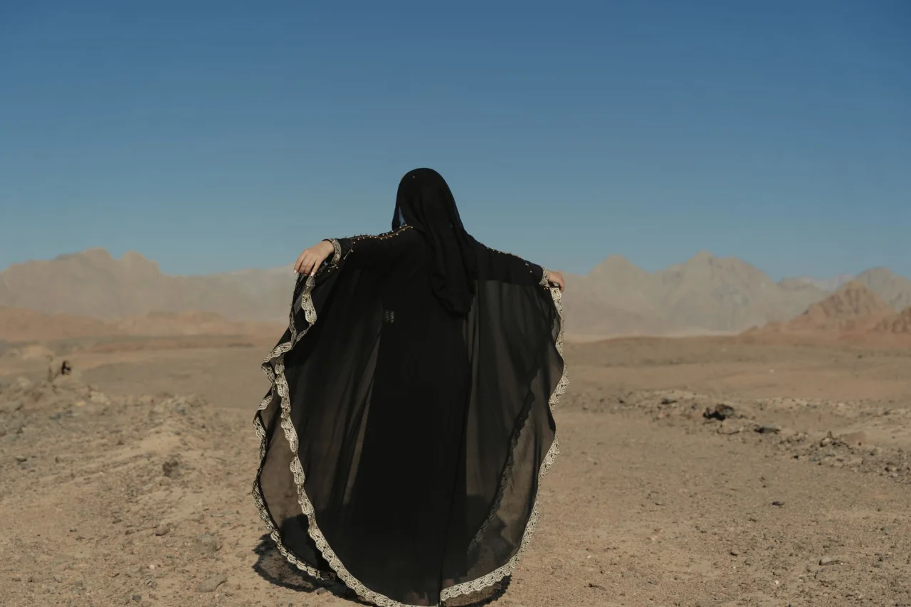 How to Style an Abaya