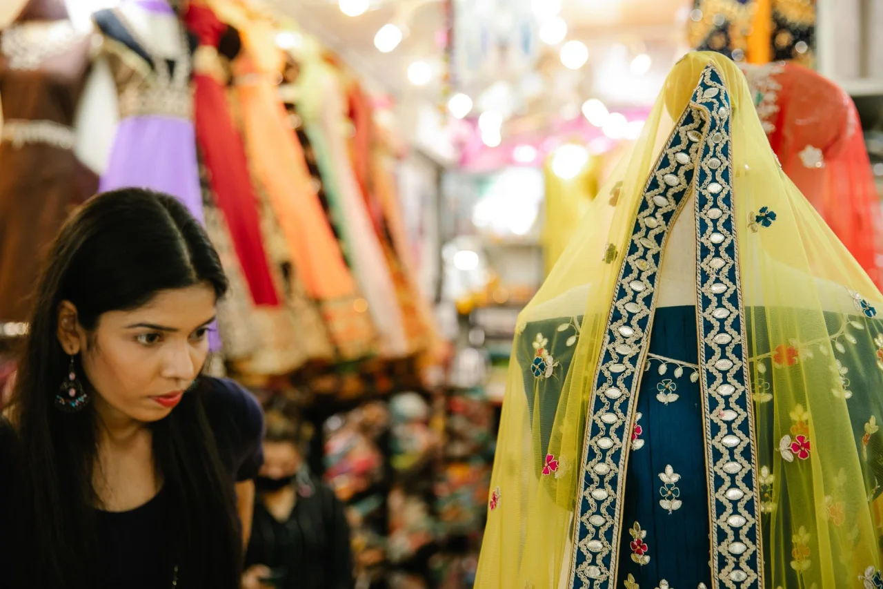 How to Style Pakistani Dresses