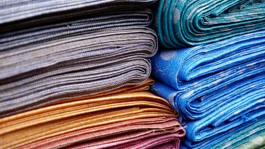 Luxury Lawn Brands Compared