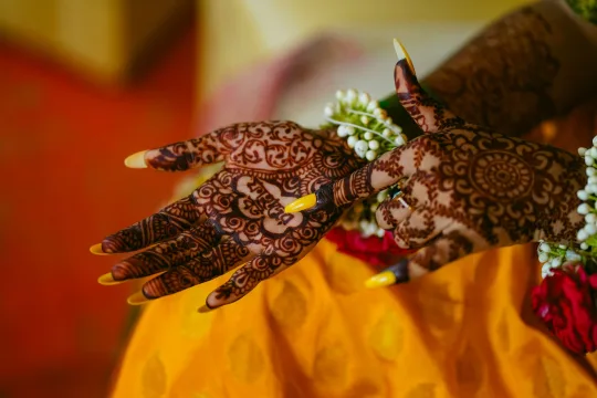 Mehndi Dress: 15+ Ideas for 2026