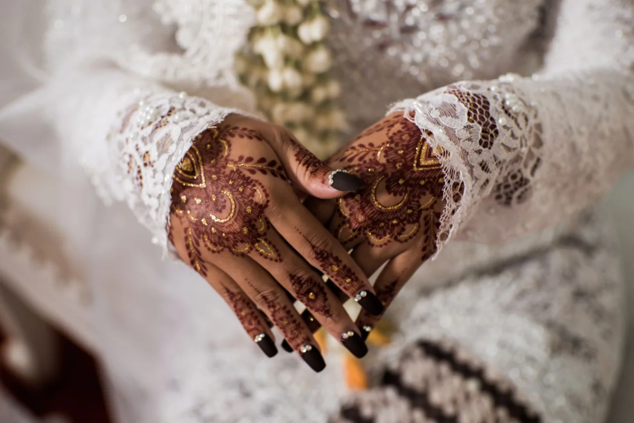 Mehndi Dress: 15+ Ideas for 2026