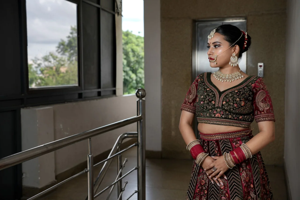 Mirror Work Suit: Best Designs 2026