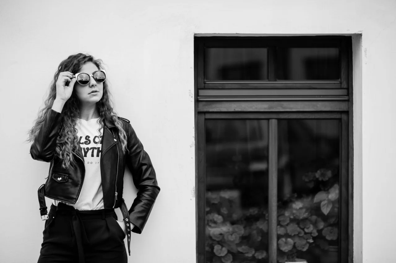 Monochrome Outfits: Complete Guide