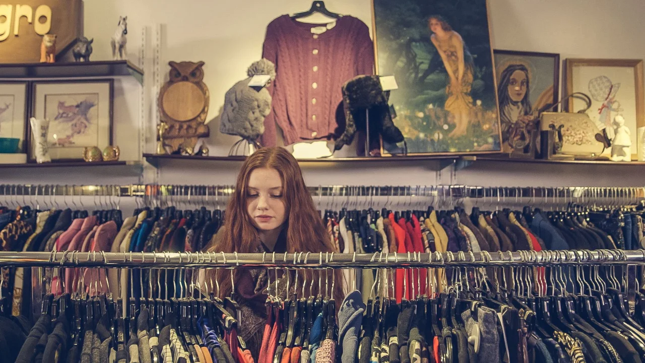 Republic Womenswear: Brand Guide