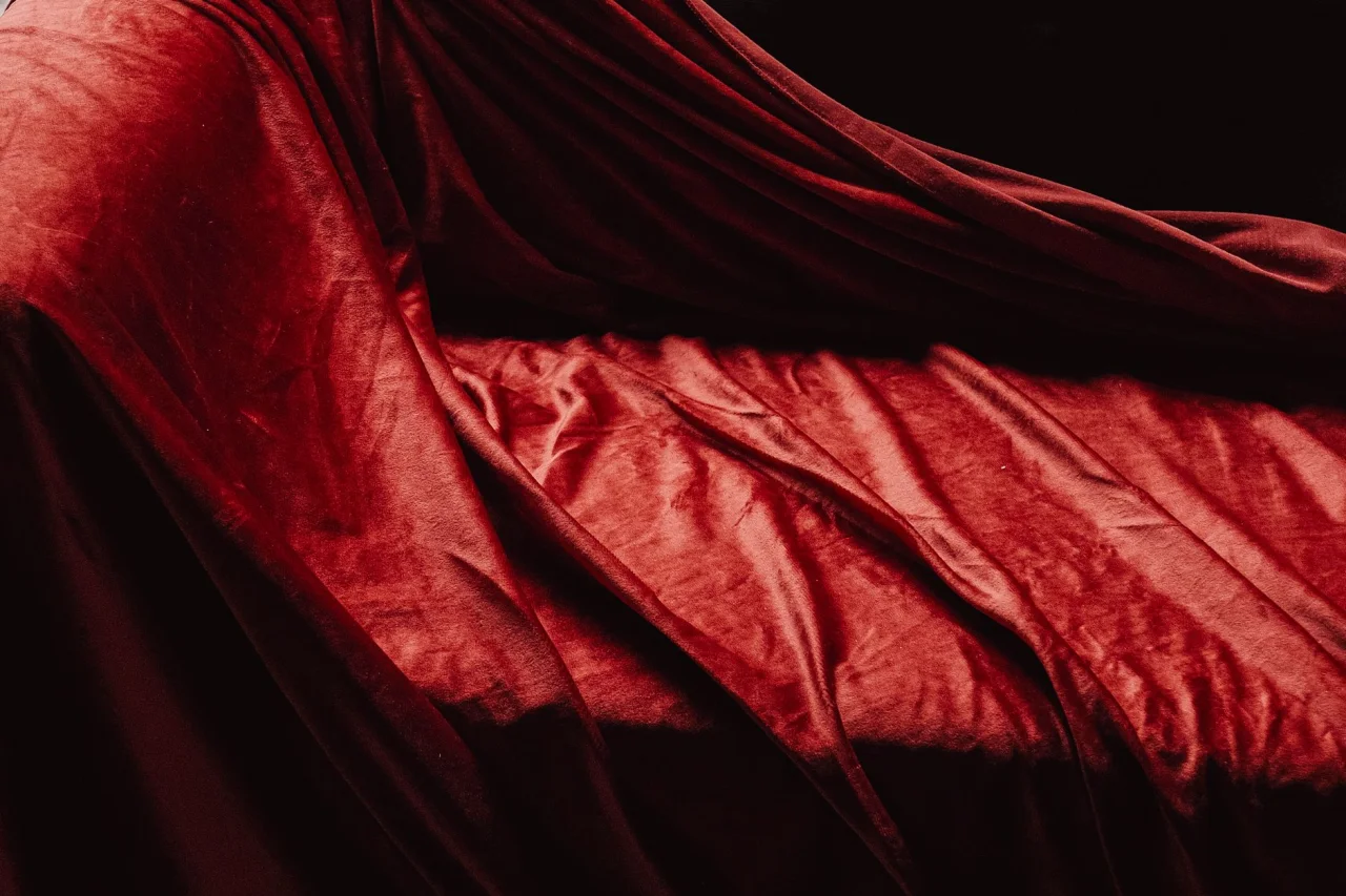 Velvet vs Jacquard