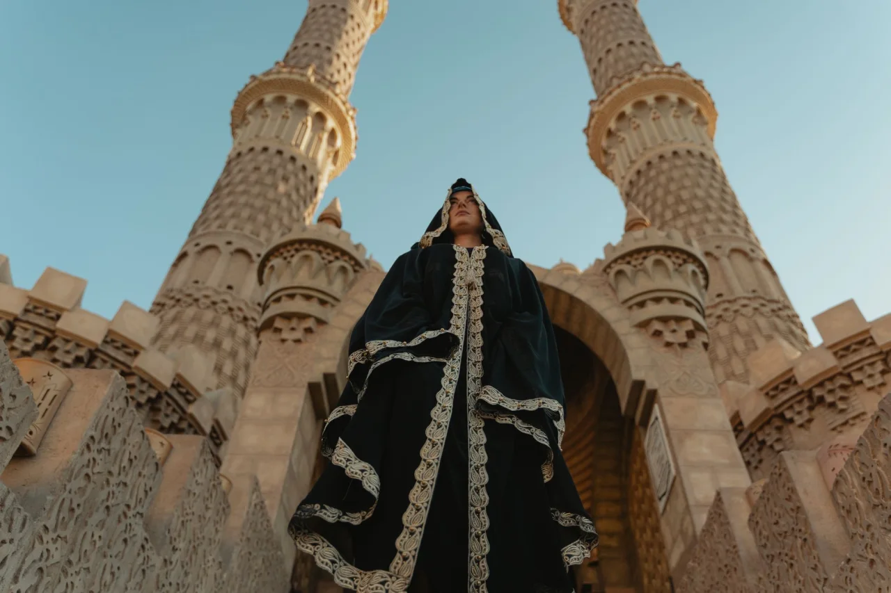 What Is an Abaya?