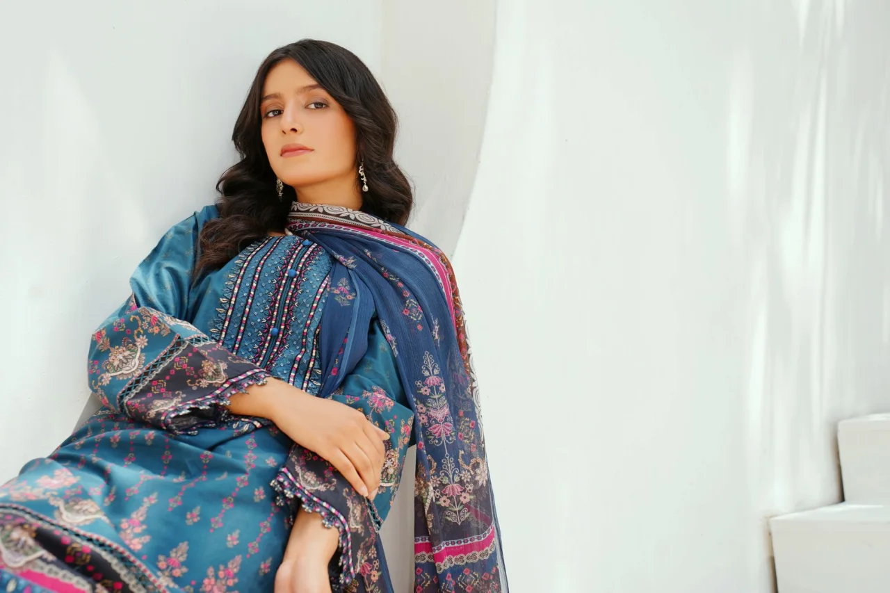 What Is a Salwar Kameez?