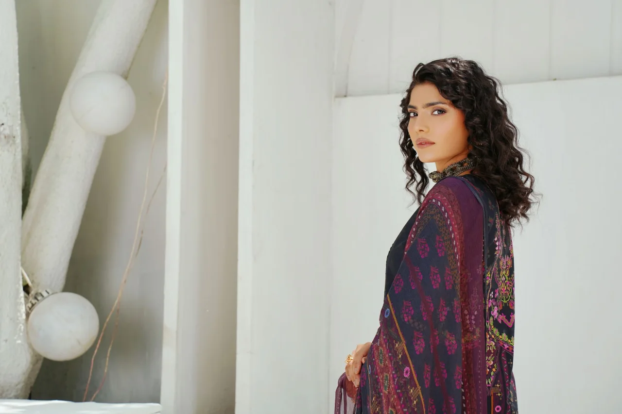 What Is a Shalwar Kameez?