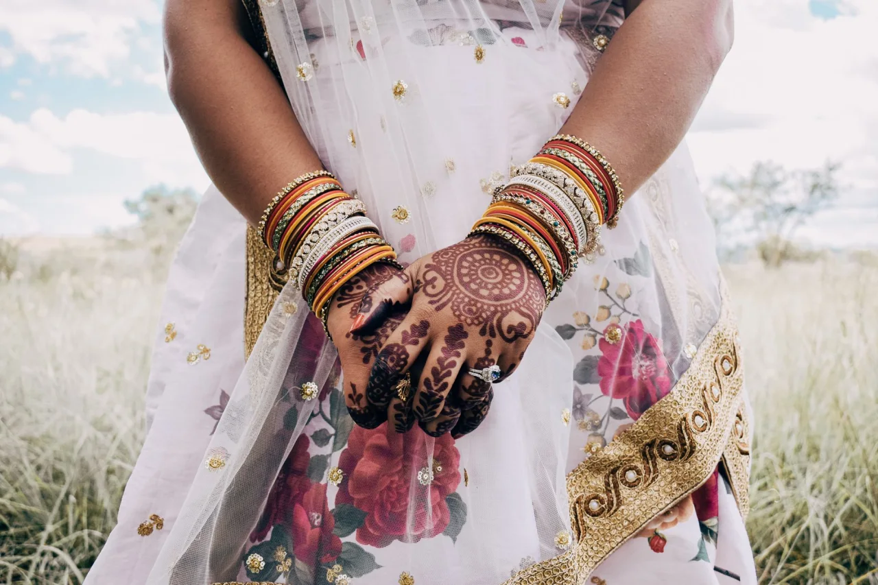 Mehndi Dress: What to Wear